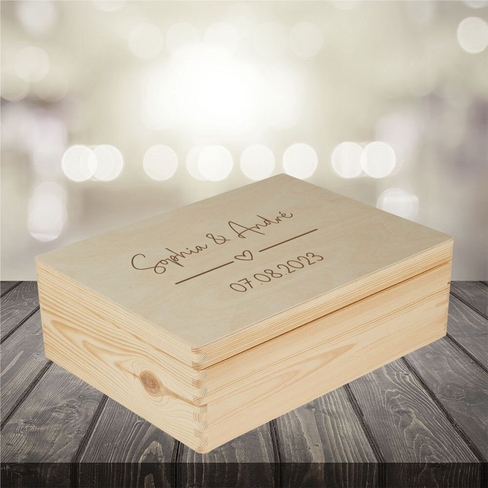 Erinnerungskiste Hochzeit Personalisiert Geschenk zur Hochzeit Erinnerungsbox - mit deinen Wunschnamen - Hochzeitsdatum-